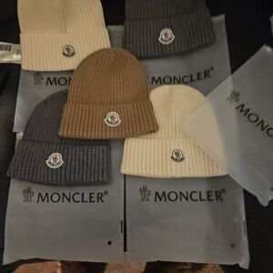 Moncler Men's Ribbed Beanie Set - Beige, Gray, Brown